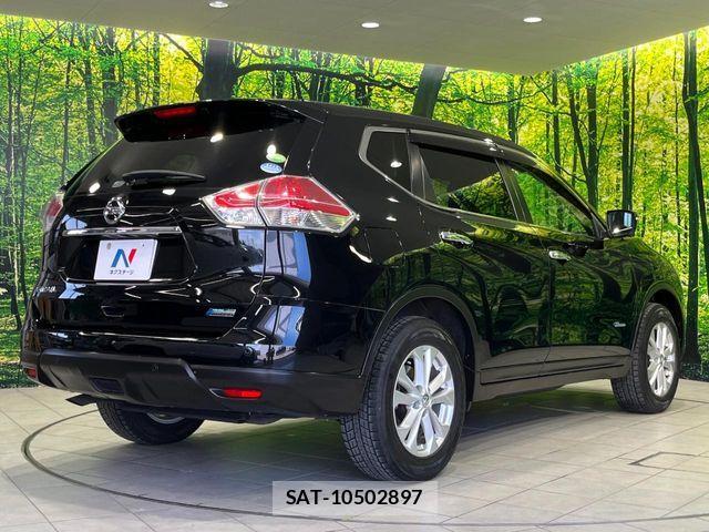 Nissan X-TRAIL HYBRID 2015-05 7360641-16