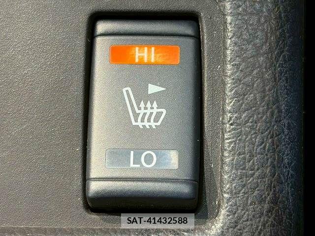 Nissan X-TRAIL HYBRID 2015-07 7360630-3