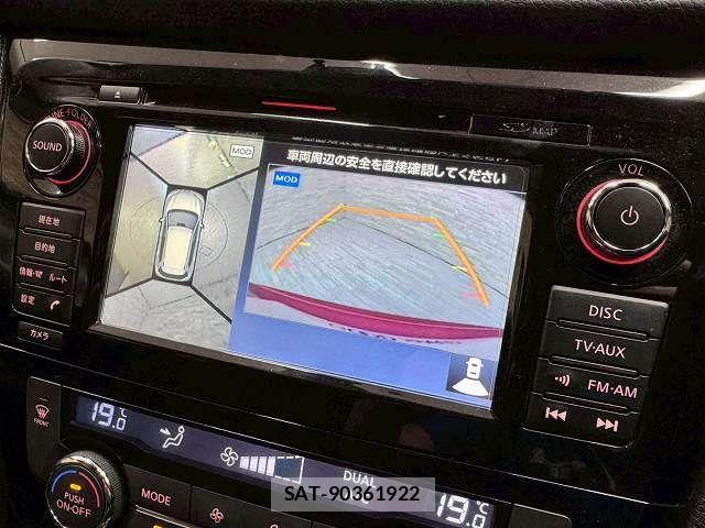 Nissan X-TRAIL HYBRID 2015-05 7360634-3
