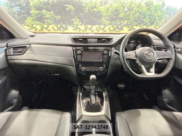 Nissan X-TRAIL HYBRID 2018-01 7360624-1
