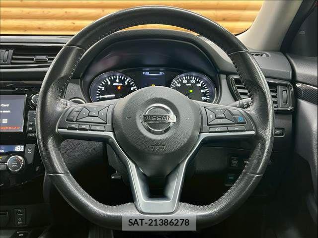Nissan X-TRAIL HYBRID 2017-08 7360636-12