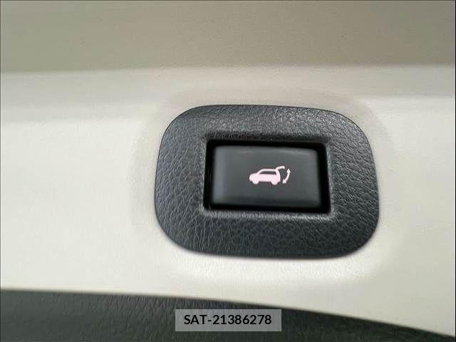 Nissan X-TRAIL HYBRID 2017-08 7360636-5