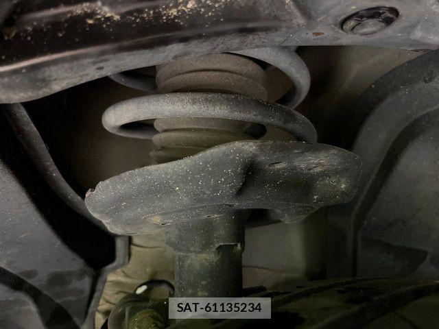 Nissan X-TRAIL HYBRID 2016-05 7360637-19