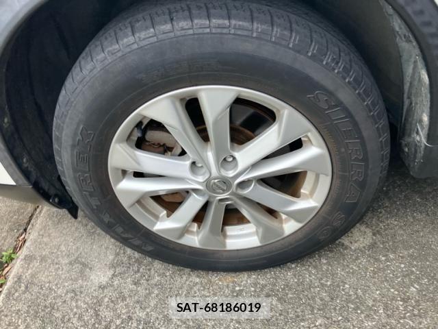 Nissan X-TRAIL HYBRID 2015-06 7360638-12