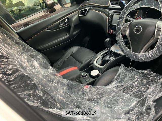 Nissan X-TRAIL HYBRID 2015-06 7360638-16