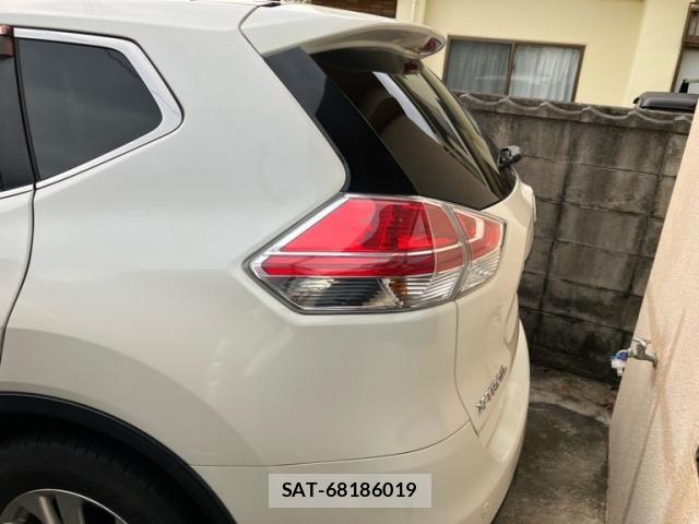 Nissan X-TRAIL HYBRID 2015-06 7360638-7