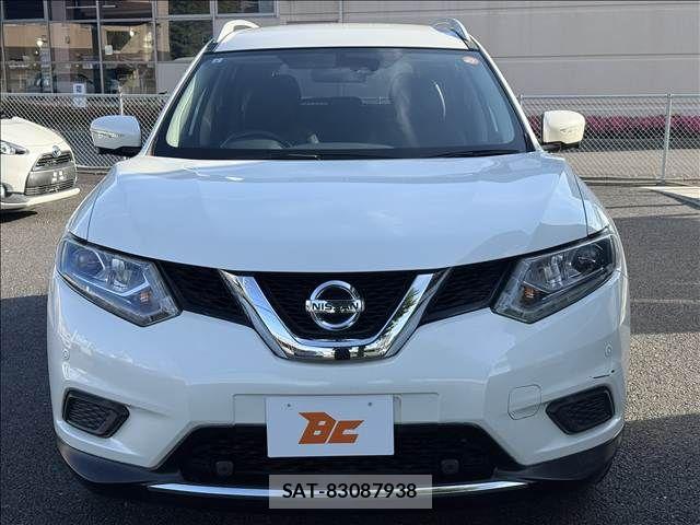Nissan X-TRAIL HYBRID 2015-08 7360635-20