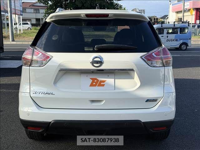 Nissan X-TRAIL HYBRID 2015-08 7360635-22