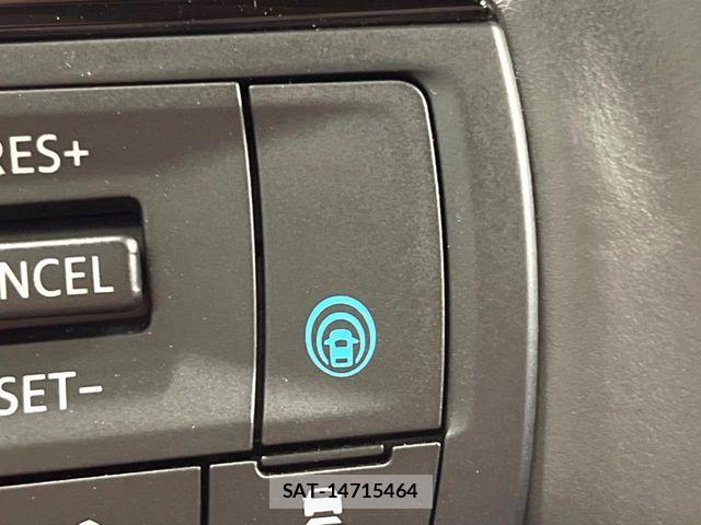Nissan X-TRAIL HYBRID 2023-06 7395024-6