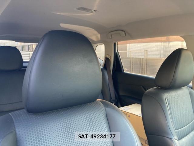 Nissan X-TRAIL HYBRID 2015-05 7395033-9