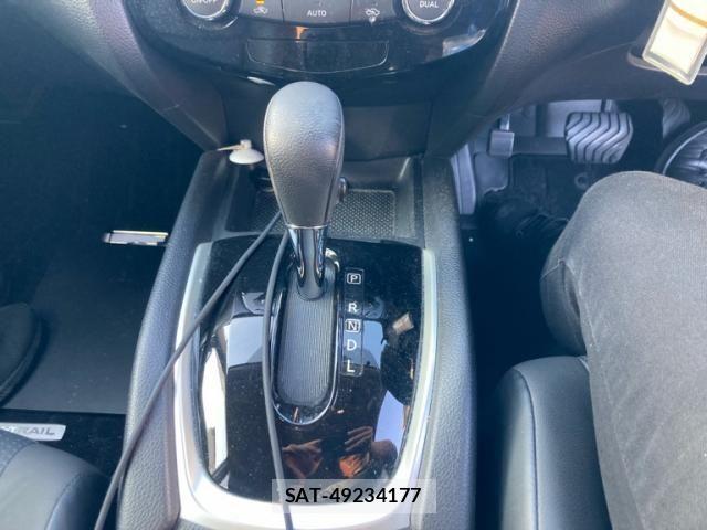 Nissan X-TRAIL HYBRID 2015-05 7395033-17