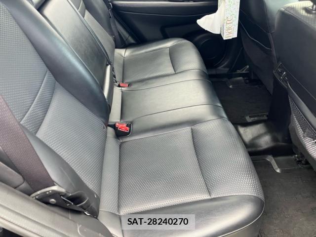 Nissan X-TRAIL HYBRID 2015-06 7395035-19