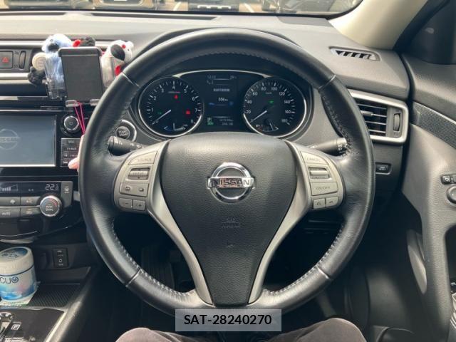 Nissan X-TRAIL HYBRID 2015-06 7395035-21