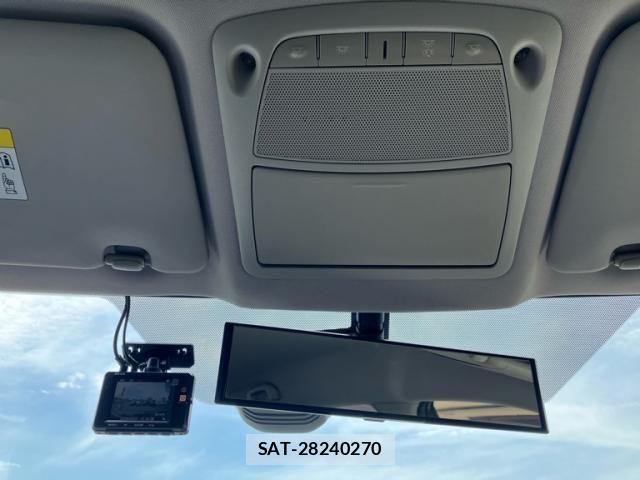 Nissan X-TRAIL HYBRID 2015-06 7395035-26