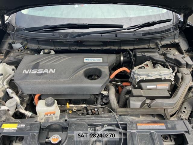 Nissan X-TRAIL HYBRID 2015-06 7395035-27