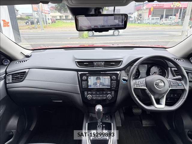 Nissan X-TRAIL HYBRID 2017-05 7395030-1