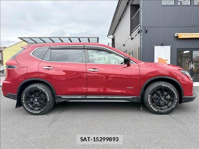 Nissan X-TRAIL HYBRID 2017-05 7395030-6