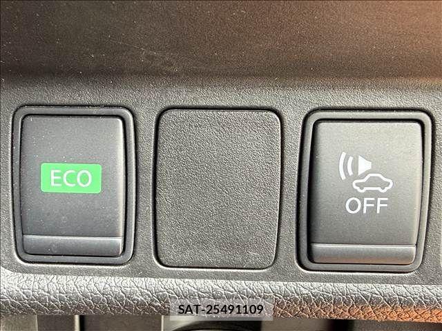 Nissan X-TRAIL HYBRID 2017-06 7395032-15