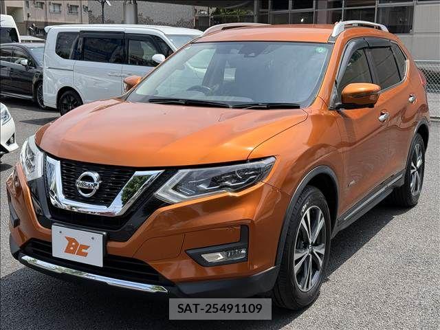 Nissan X-TRAIL HYBRID 2017-06 7395032-21