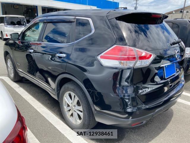 Nissan X-TRAIL HYBRID 2016-06 7459107-4