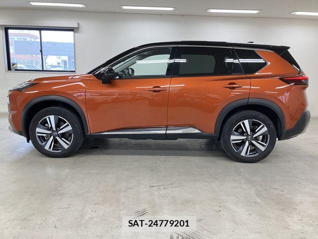 Nissan X-TRAIL HYBRID 2023-06 7459095-26