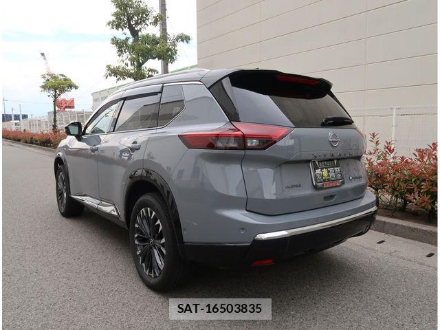 Nissan X-TRAIL HYBRID 2026-03 7459090-24