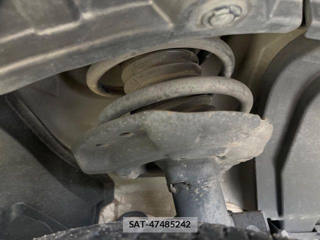 Nissan X-TRAIL HYBRID 2015-07 7459097-19