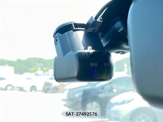 Nissan X-TRAIL HYBRID 2023-06 7504057-13
