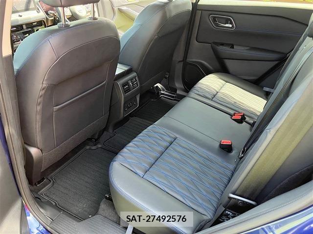 Nissan X-TRAIL HYBRID 2023-06 7504057-28
