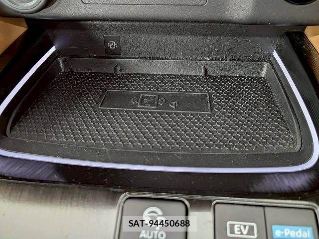 Nissan X-TRAIL HYBRID 2023-06 7504076-11