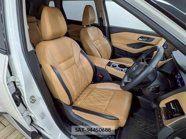 Nissan X-TRAIL HYBRID 2023-06 7504076-4