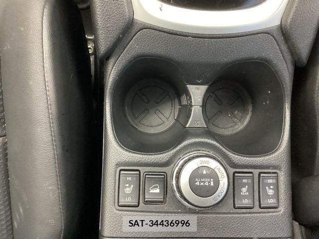 Nissan X-TRAIL HYBRID 2019-03 7504079-13