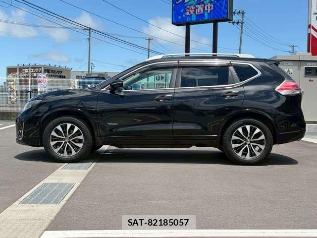 Nissan X-TRAIL HYBRID 2015-11 7504080-14