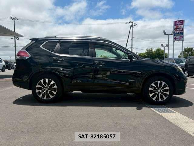 Nissan X-TRAIL HYBRID 2015-11 7504080-17