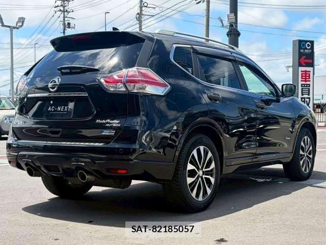 Nissan X-TRAIL HYBRID 2015-11 7504080-18