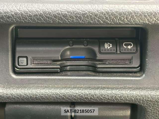 Nissan X-TRAIL HYBRID 2015-11 7504080-3