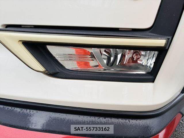 Nissan X-TRAIL HYBRID 2018-06 7504078-24