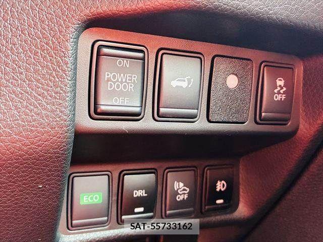 Nissan X-TRAIL HYBRID 2018-06 7504078-7