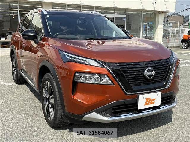 Nissan X-TRAIL HYBRID 2023-09 7563123-9