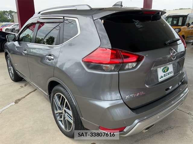 Nissan X-TRAIL HYBRID 2017-09 7621586-9