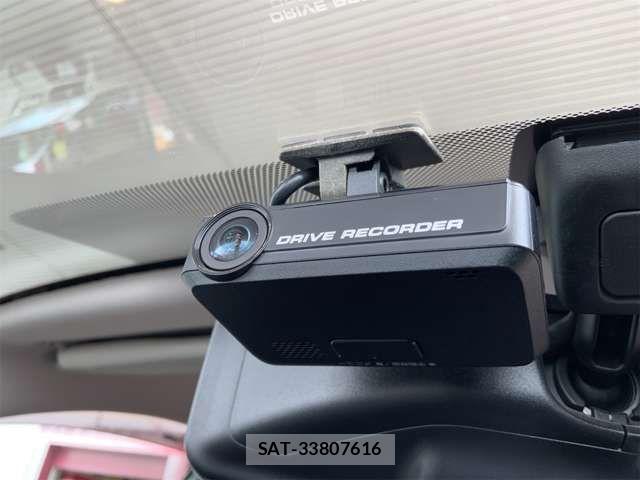 Nissan X-TRAIL HYBRID 2017-09 7621586-3