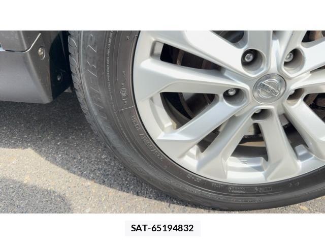 Nissan X-TRAIL HYBRID 2015-09 7621592-6