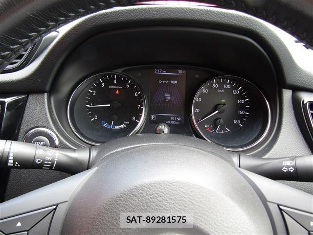 Nissan X-TRAIL HYBRID 2019-04 7621585-17