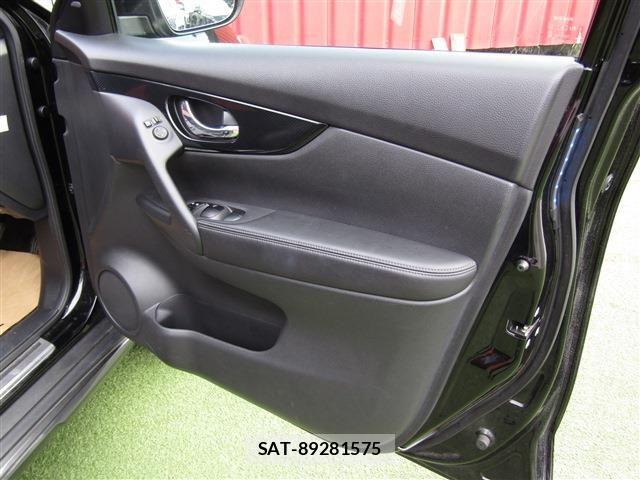Nissan X-TRAIL HYBRID 2019-04 7621585-22