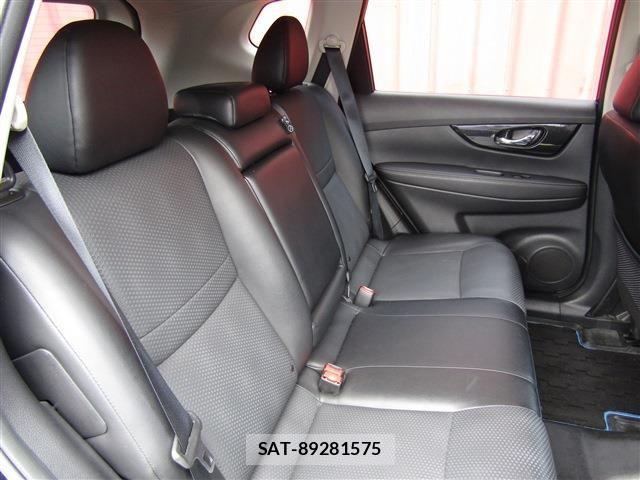 Nissan X-TRAIL HYBRID 2019-04 7621585-6
