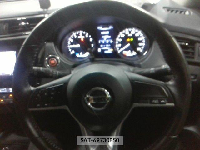 Nissan X-TRAIL HYBRID 2018-08 7621590-3