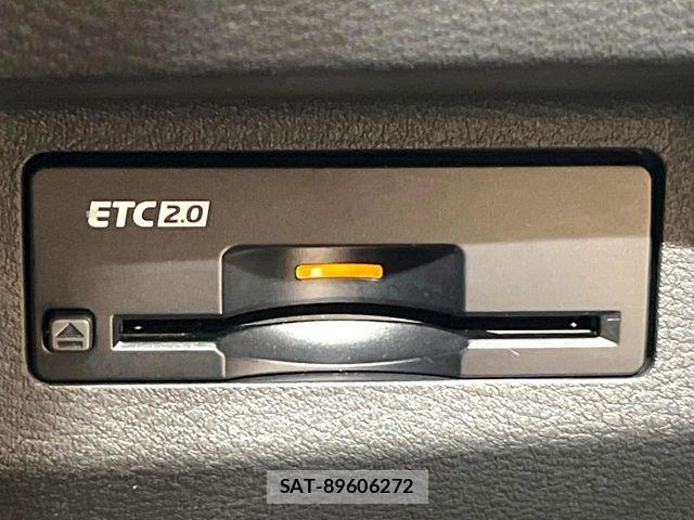 Nissan X-TRAIL HYBRID 2023-09 7621584-6