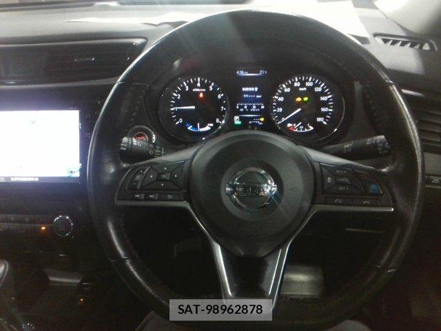 Nissan X-TRAIL HYBRID 2018-06 7621591-3