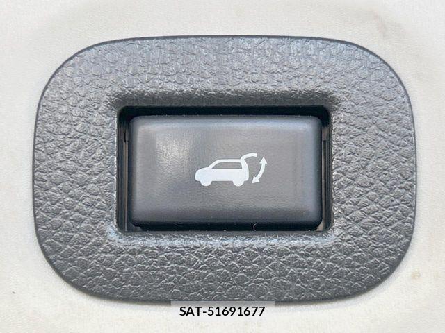Nissan X-TRAIL HYBRID 2019-07 7731103-6