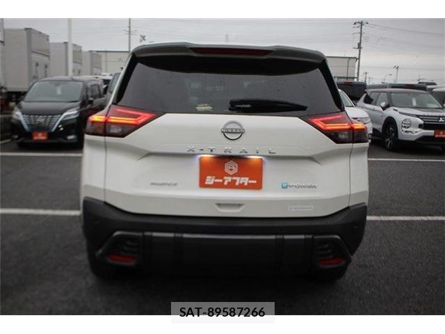 Nissan X-TRAIL HYBRID 2022-08 7731099-12
